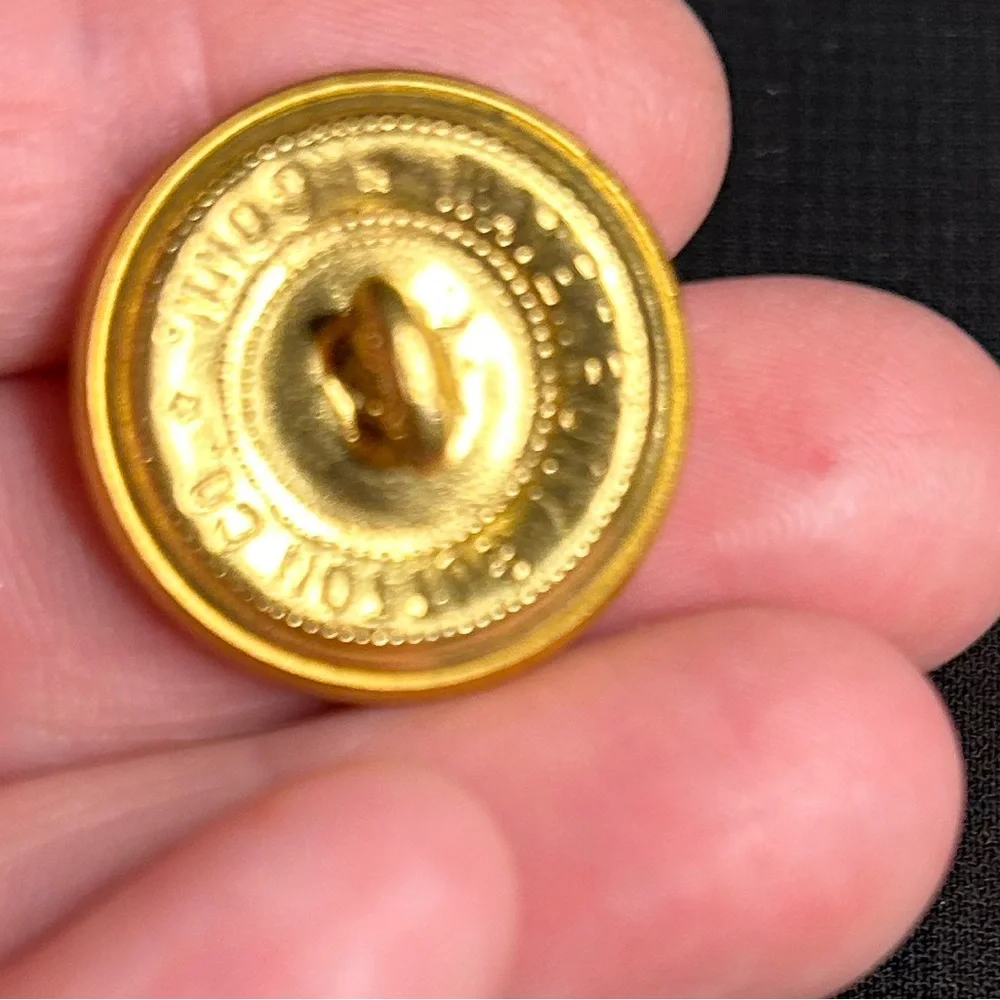 VTG Post WW2 1940s Dress Army Golden Eagle buttons, still attached to card. - Picture 4 of 5